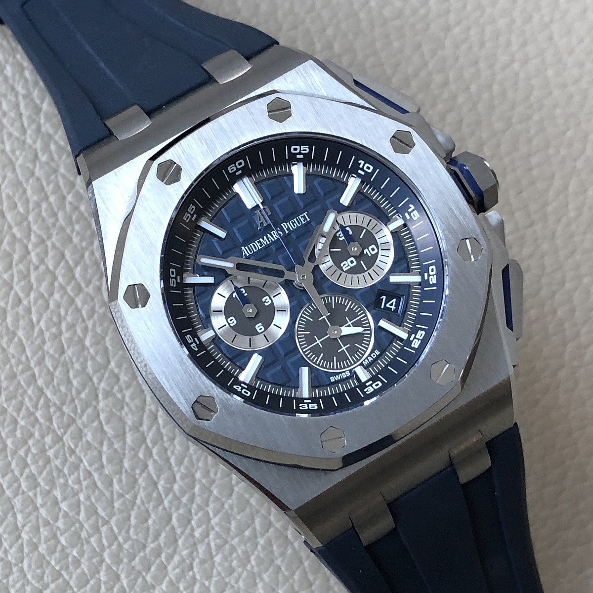 Hands on review of the Audemars Piguet Royal Oak Offshore Chronograph 42mm  in Titanium