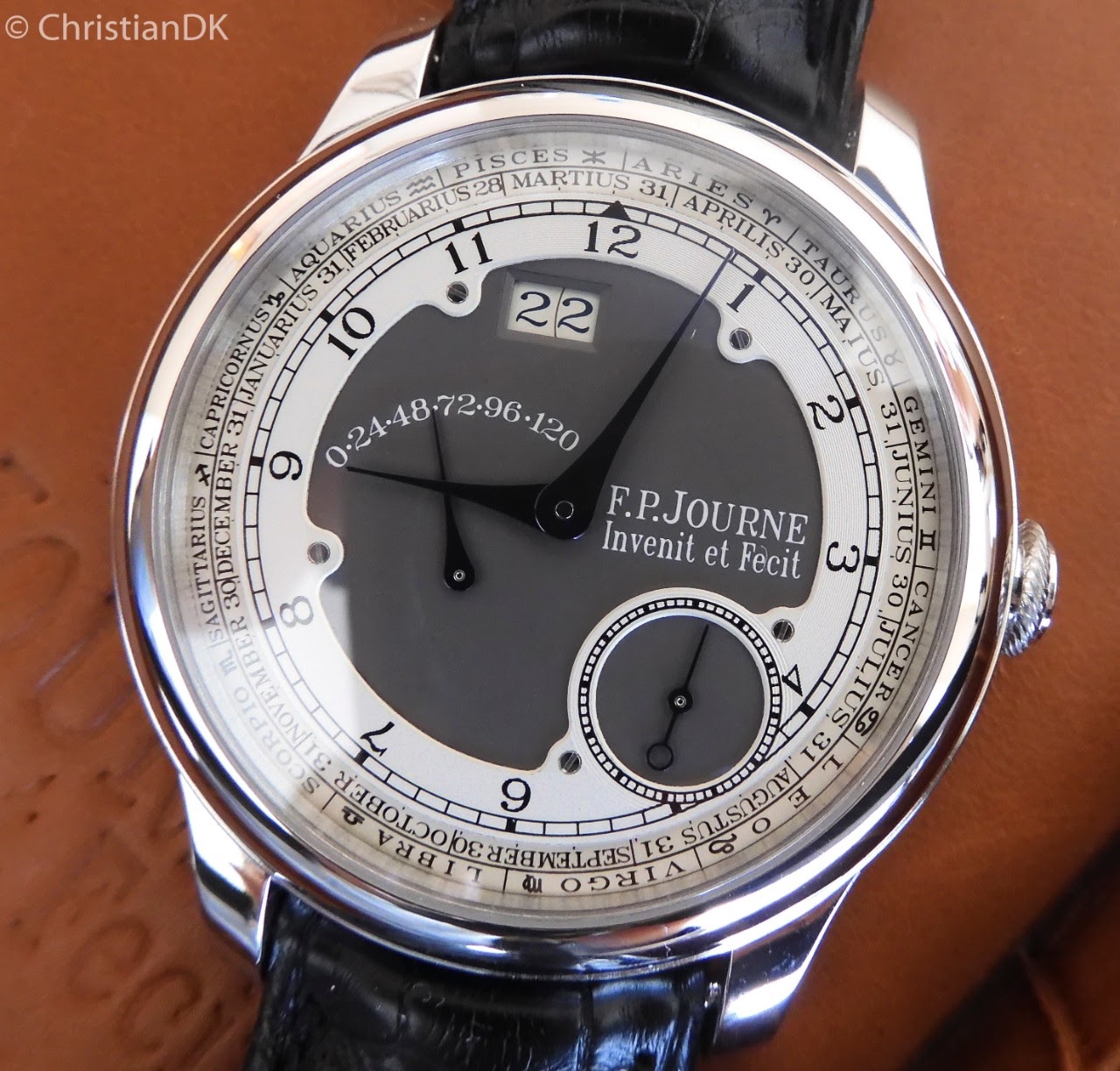 swatch golden block green